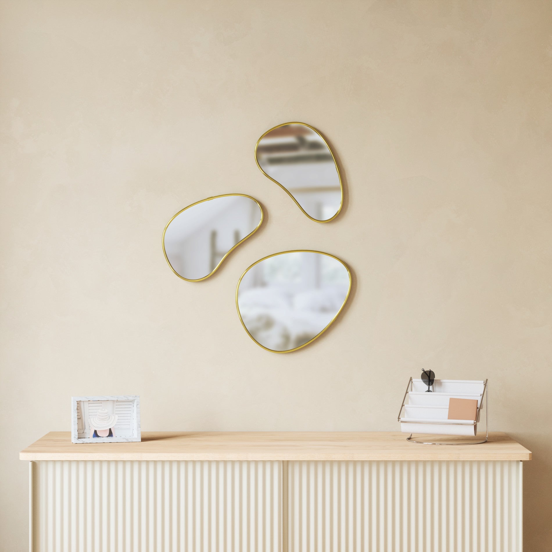 Hubba Pebble Wall Mirrors. Set of 3